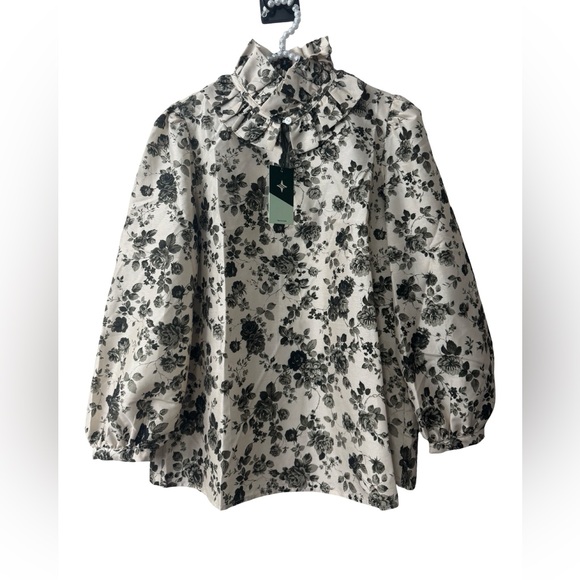 Tuckernuck Antique Roses Ruffle Collared Blouse Size Small NWT - Picture 2 of 11